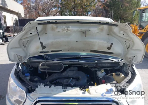 2018 Ford Transit-250 из США, поврежденный, VIN 1FTYR1YM2JKB16599